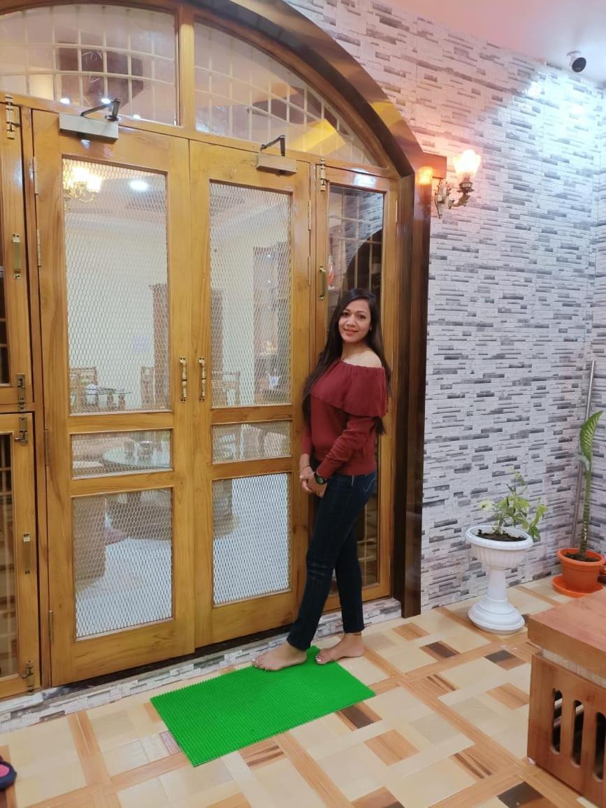 فيلا Adbhut Nivas بوبال المظهر الخارجي الصورة